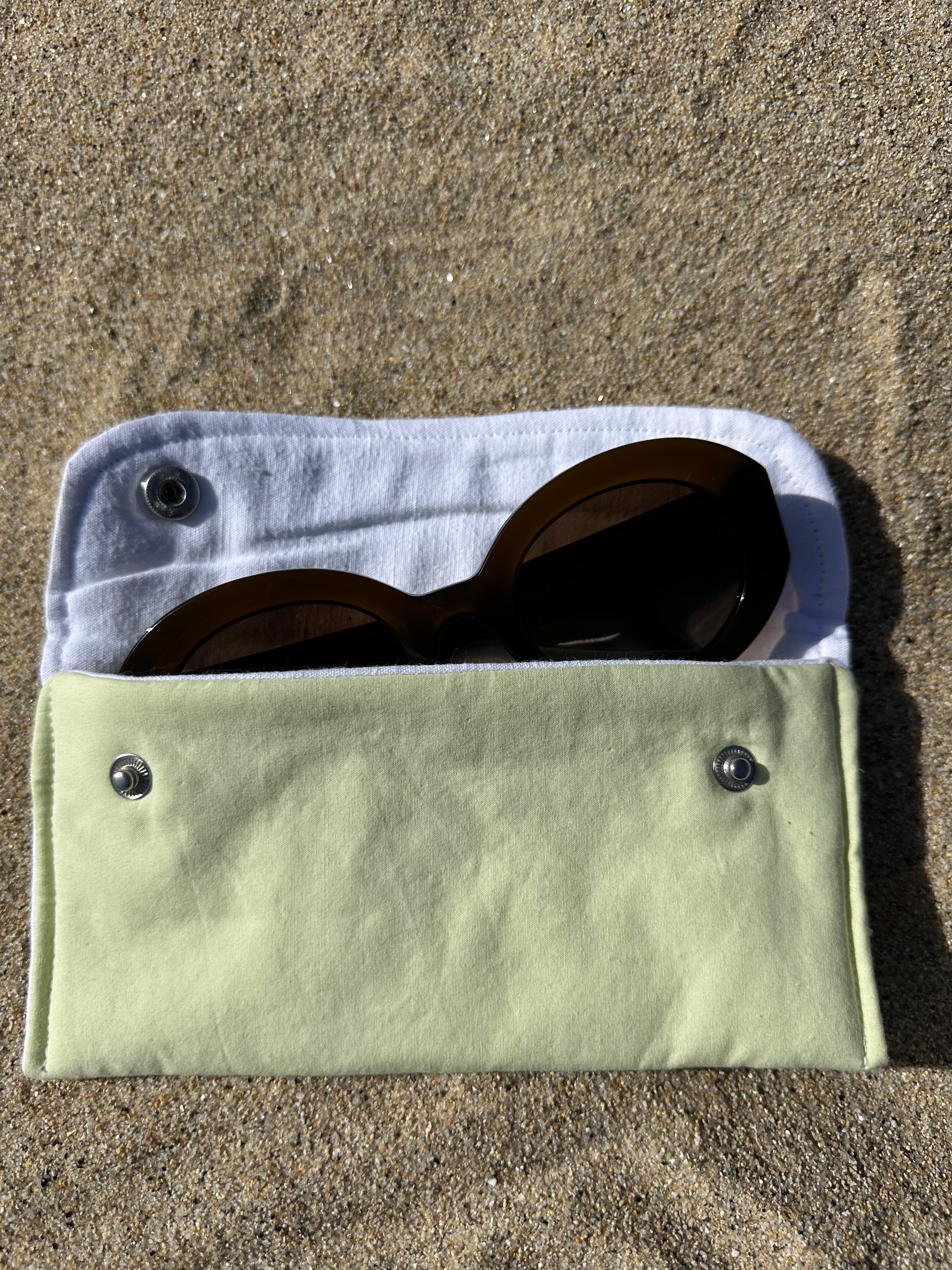 Etui à lunettes