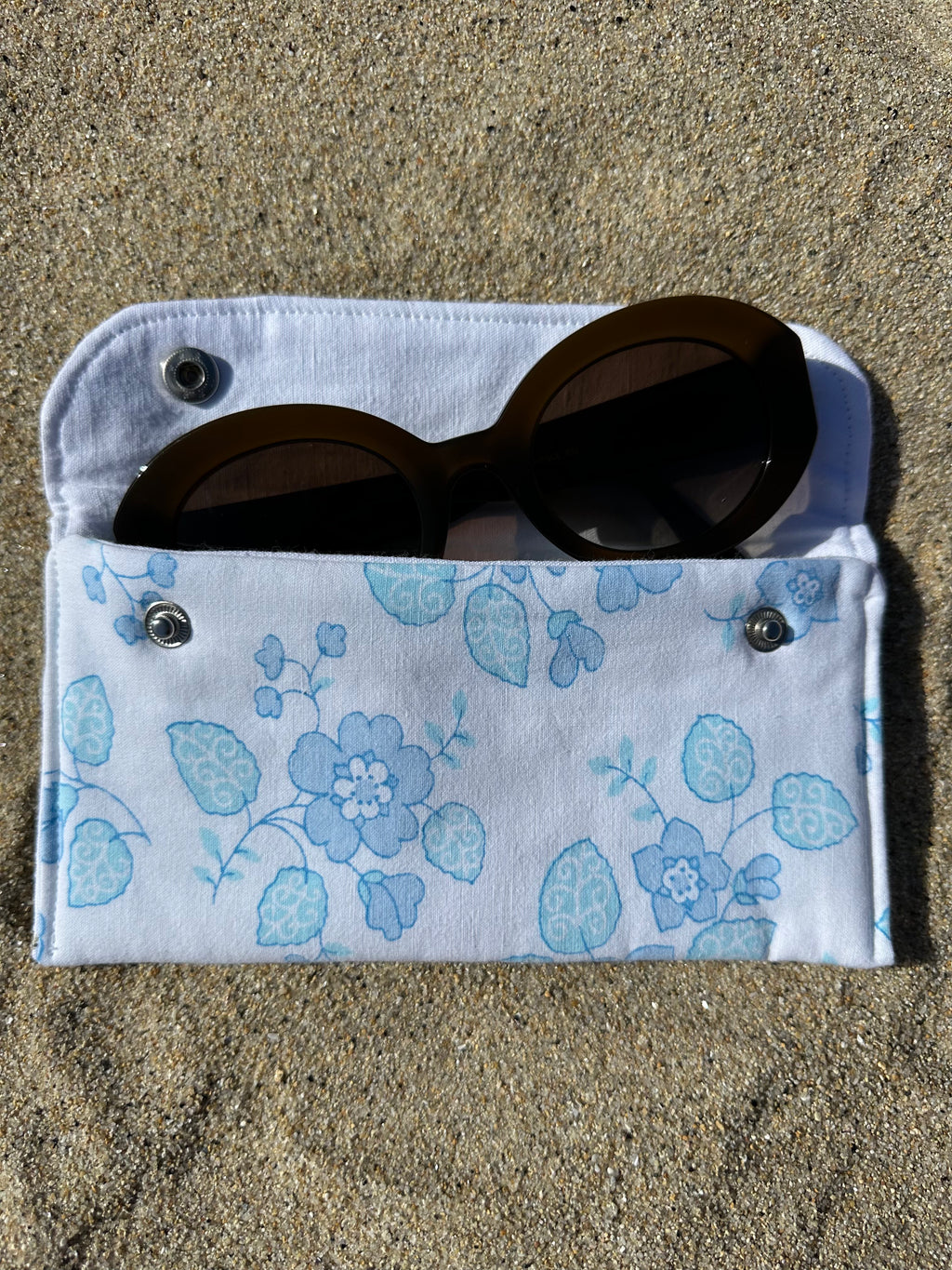 Etui à lunettes